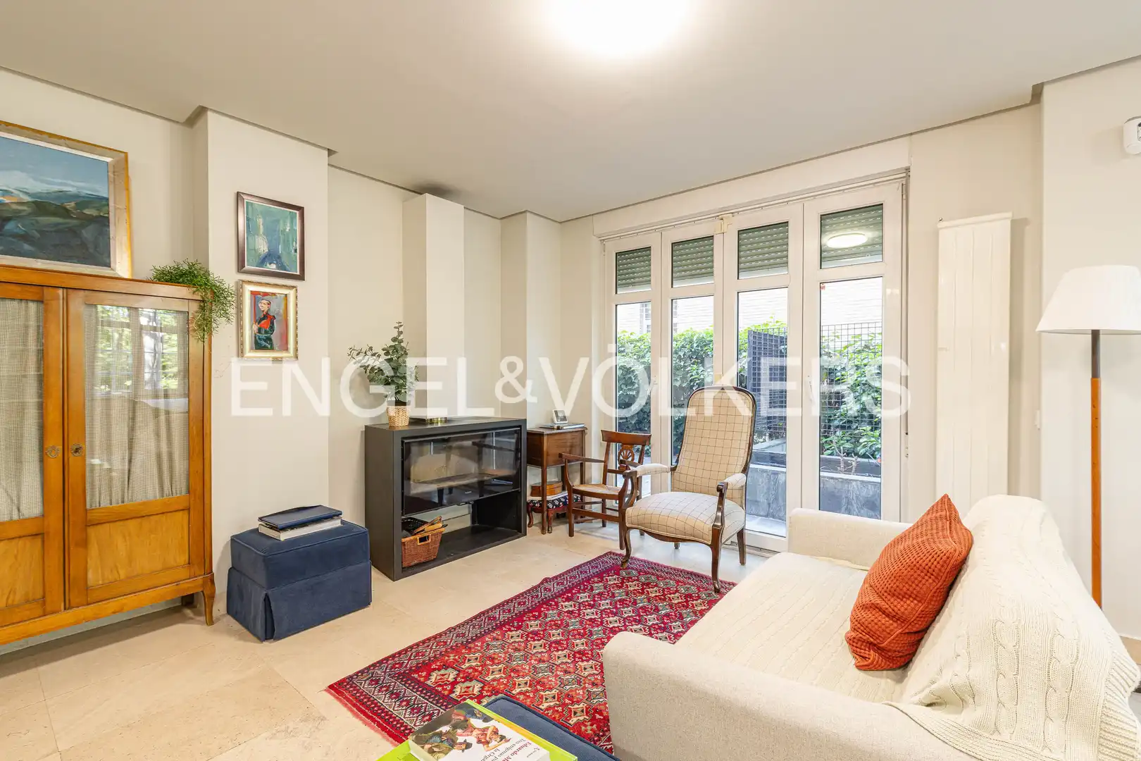 Sala de estar de Casa o chalet en venta en Pozuelo de Alarcón con Aire acondicionado, Calefacción y Jardín privado