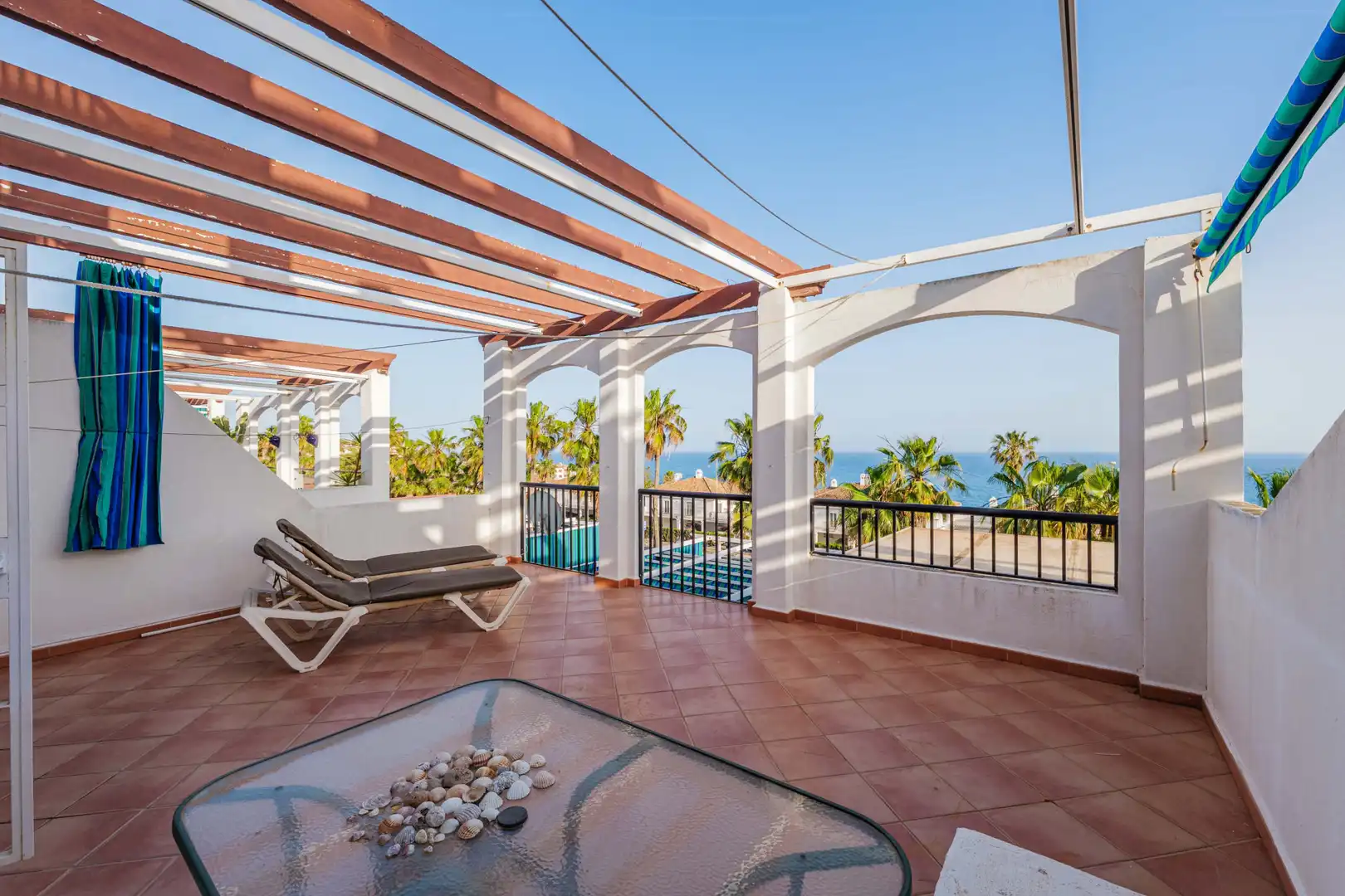 Terrasse von Wohnungen zum Verkauf in Mijas mit Klimaanlage, Terrasse und Schwimmbad