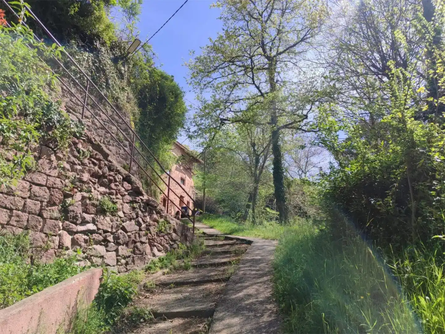 Vista exterior de Piso en venta en Molló con Jardín privado y Amueblado