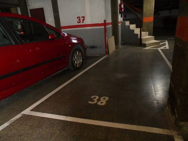 Garaje en Venta en Eixample