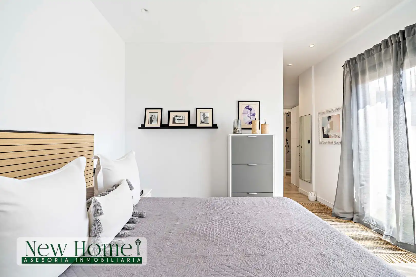 Bedroom of Houses for sale in Roquetas de Mar  with Private garden, Terrace and Furnished
