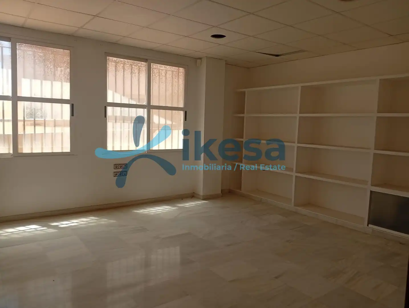 Oficina en venta en Dalías