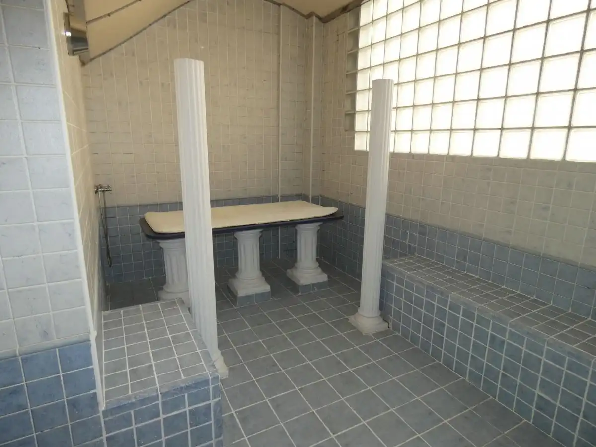 Badezimmer von Geschaftsraum zum Verkauf in Murcia mit Klimaanlage und Möbliert