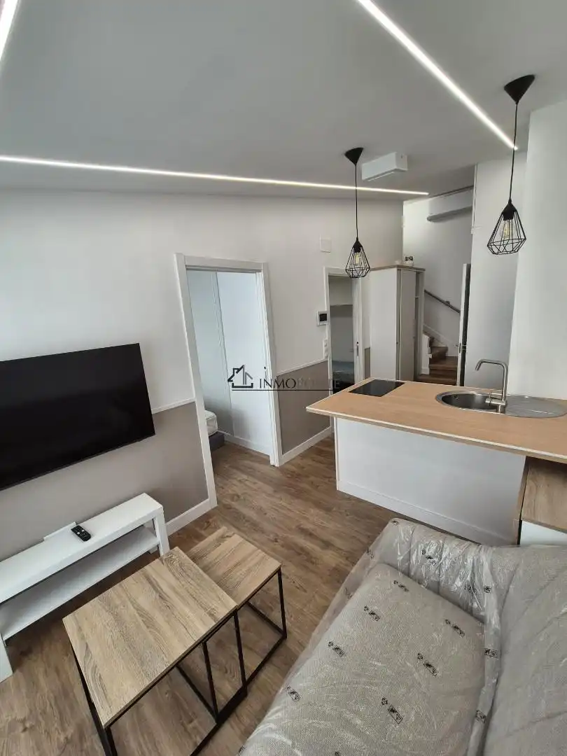 Wohnzimmer von Dachboden zur Miete in Pontevedra Capital  mit Heizung, Terrasse und Abstellraum