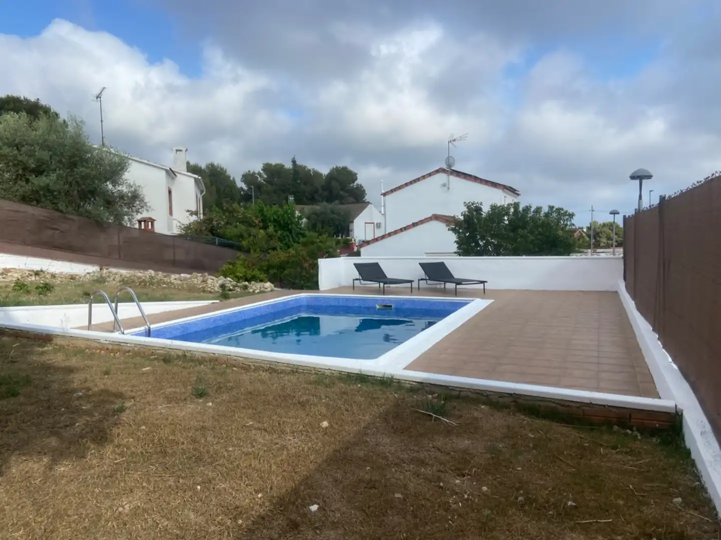 Piscina de Casa o chalet en venta en Calafell con Aire acondicionado, Calefacción y Jardín privado