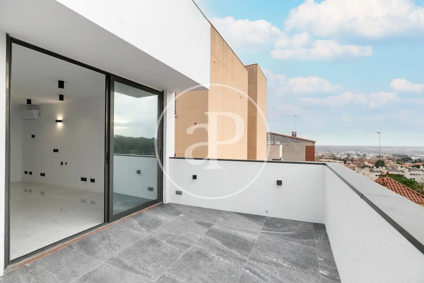 Terrassa de Casa o xalet en venda en Sant Just Desvern amb Aire condicionat, Calefacció i Terrassa