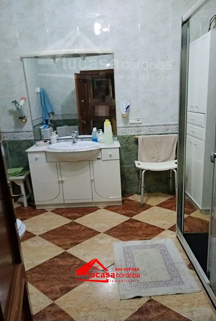 Bathroom of Houses for sale in Belmez  with Terrace and Furnished