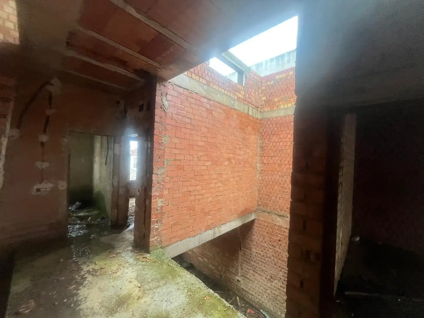 Edificio en venta en Alcolea del Río