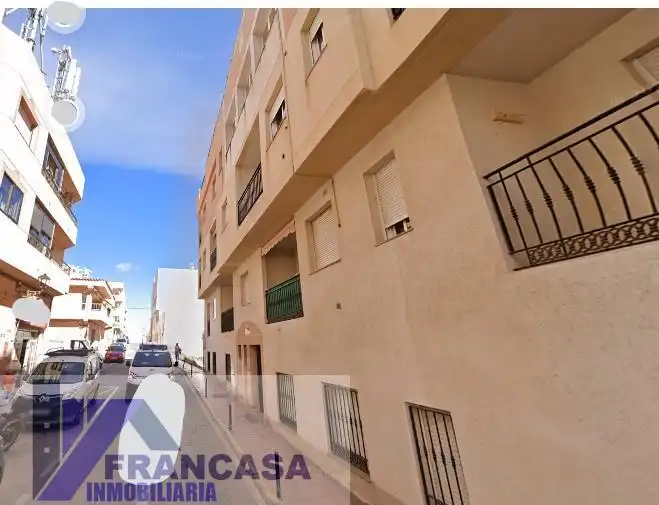 Vista exterior de Piso en venta en Garrucha