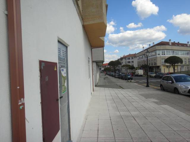 Local comercial en Alquiler en Bertamirans