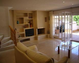 Living room of House or chalet to rent in Sant Vicenç de Montalt  with Air Conditioner and Terrace