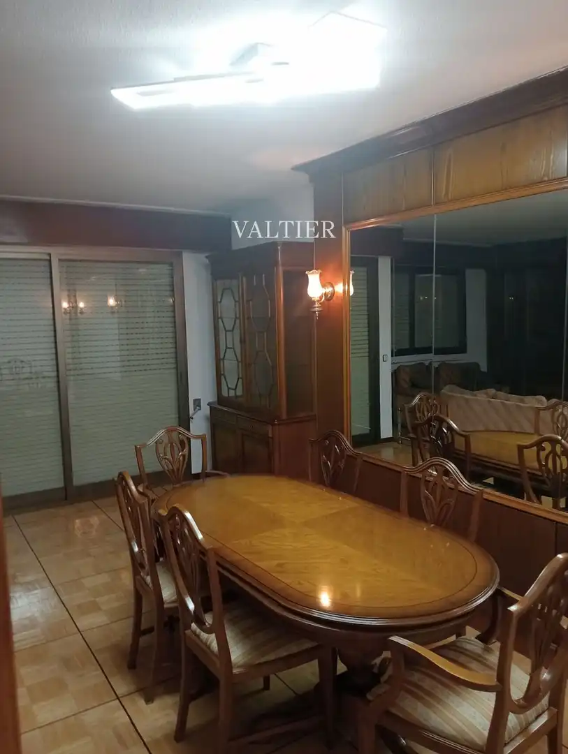 Comedor de Piso de alquiler en Madrid con Aire acondicionado, Terraza y Amueblado