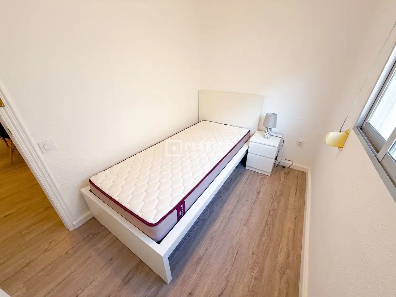 Habitación de Piso en venta en Valencia con Amueblado y Alarma