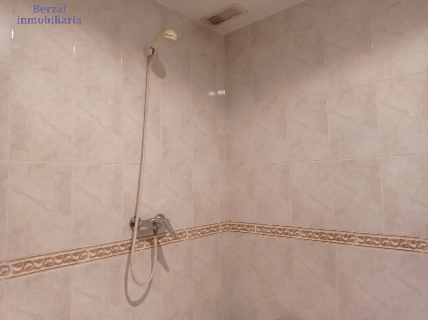 Bany de Residencial en venda en Villamediana de Iregua