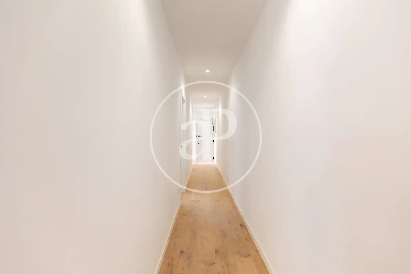 Piso en venta en Barcelona con Aire acondicionado, Calefacción y Balcón