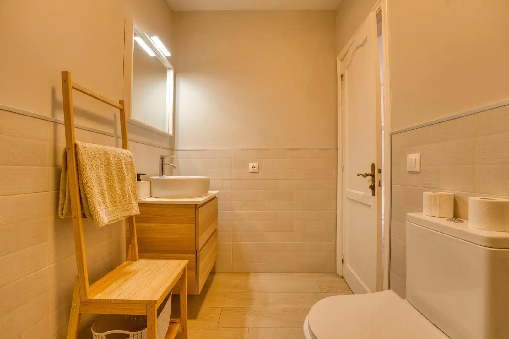 Estudio de alquiler en Calle Países Bajos, San Eugenio Alto