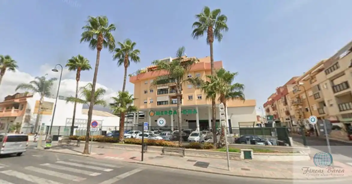 Vista exterior de Pis en venda en Mijas amb Terrassa