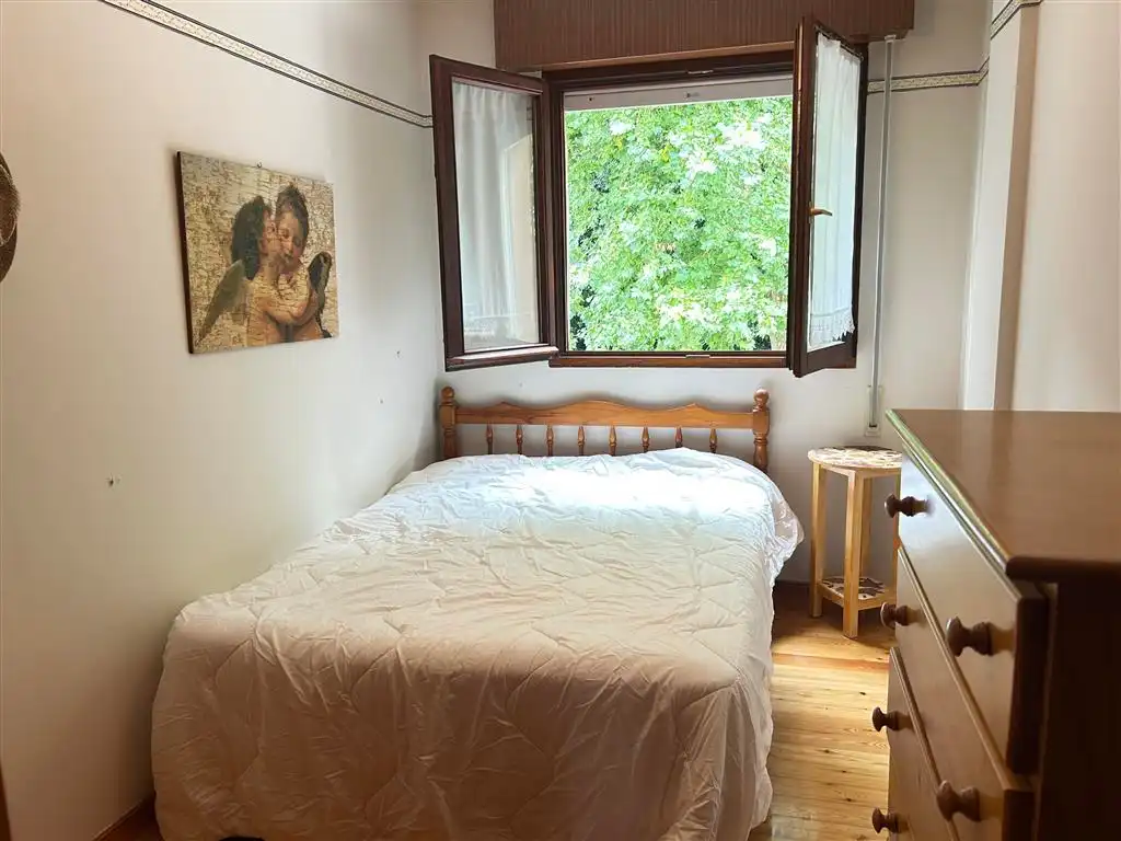 Habitación de Piso de alquiler en Val de San Vicente  con Calefacción, Parquet y Amueblado