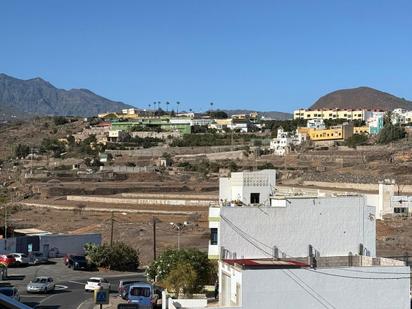 Vista exterior de Pis en venda en Telde