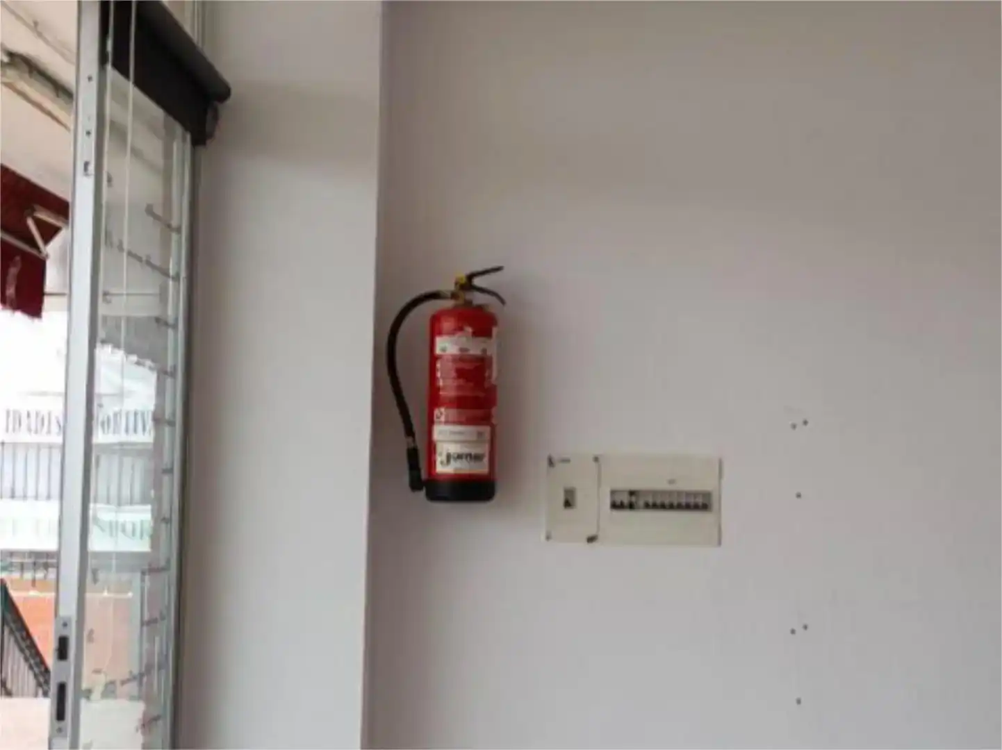 Local de lloguer en Uceda amb Aire condicionat