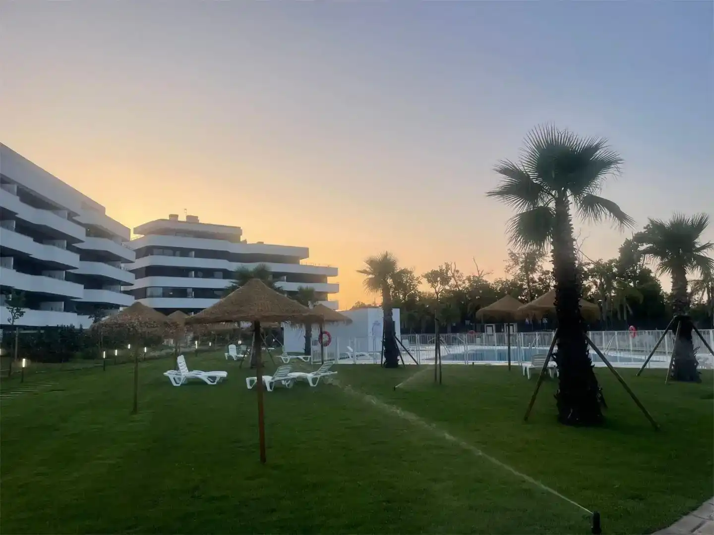 Piscina de Piso en venta en Torremolinos con Aire acondicionado, Jardín privado y Trastero