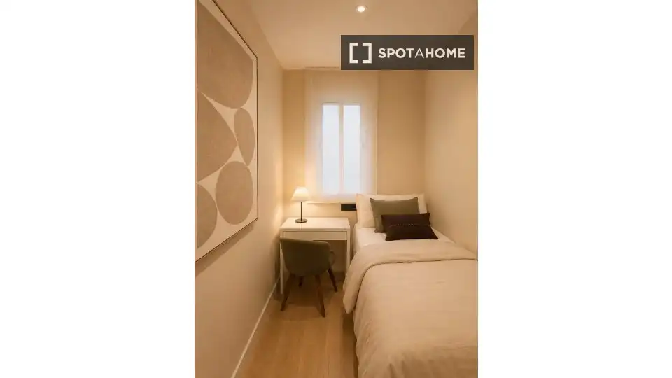Bedroom of Apartments for share in Barcelona  with Air Conditioner, Terrace and Furnished