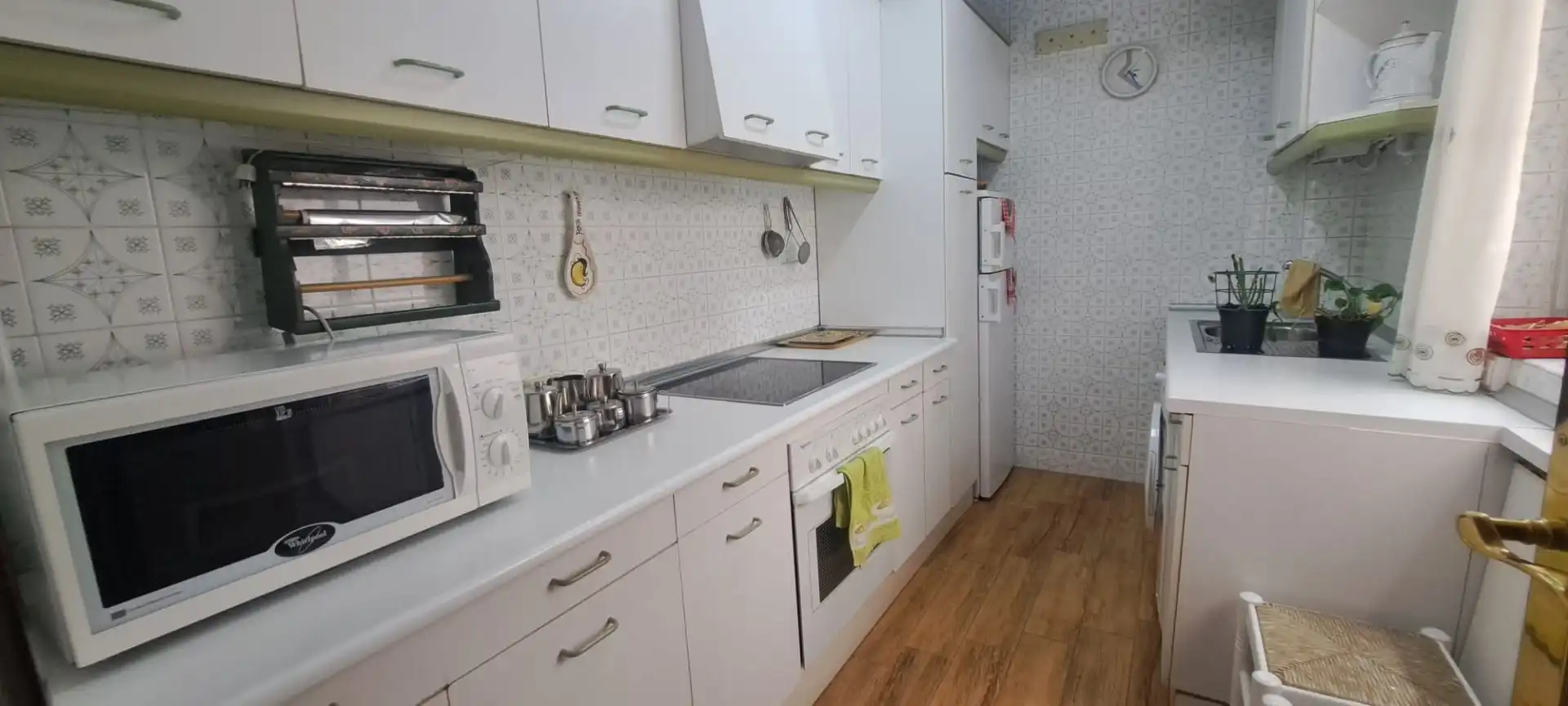 Piso de alquiler en DEAN CASTOR ROBLEDO, 8, Sur