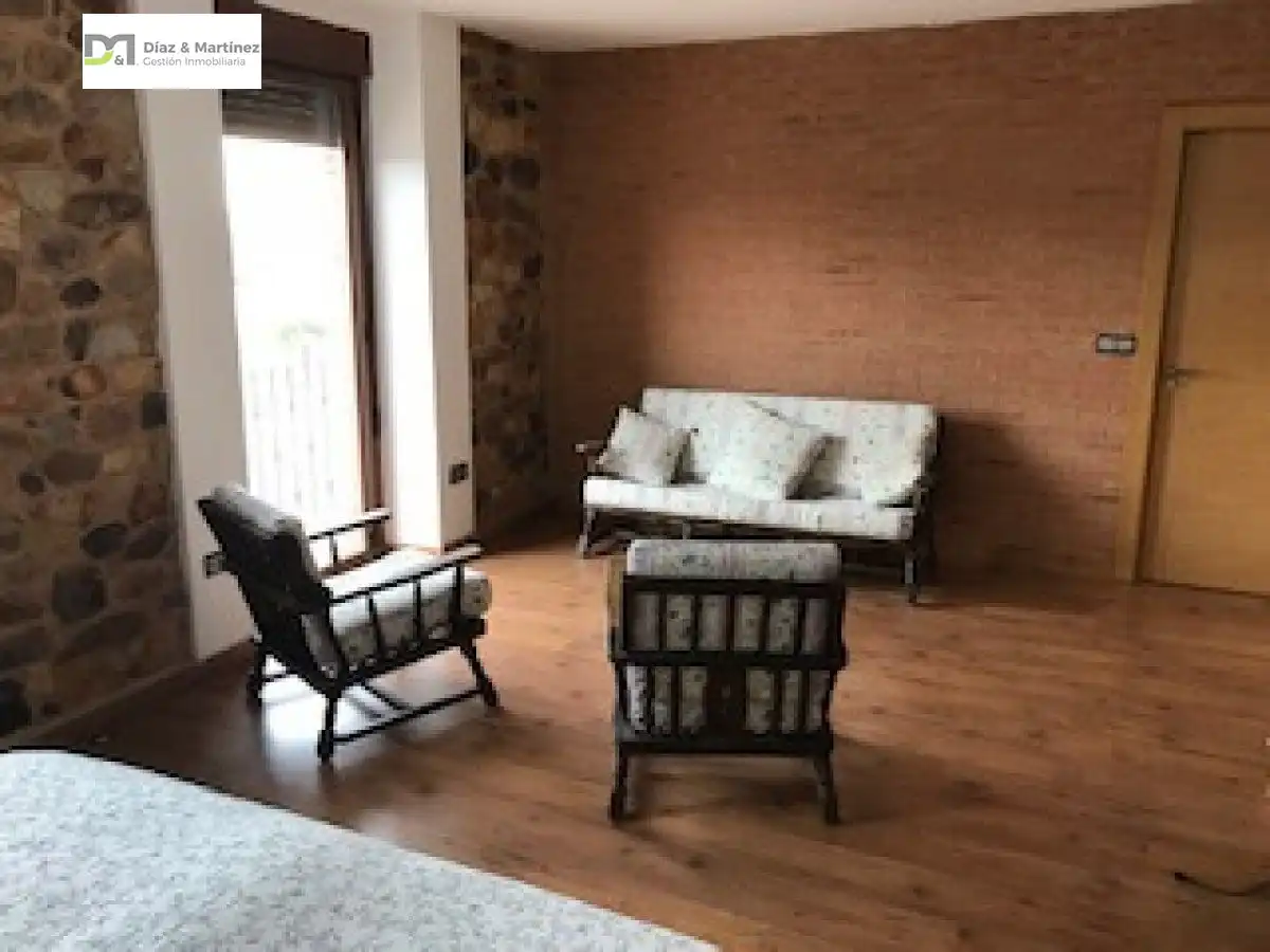Casa amb jardí en venda a Cuadros, imagen 2