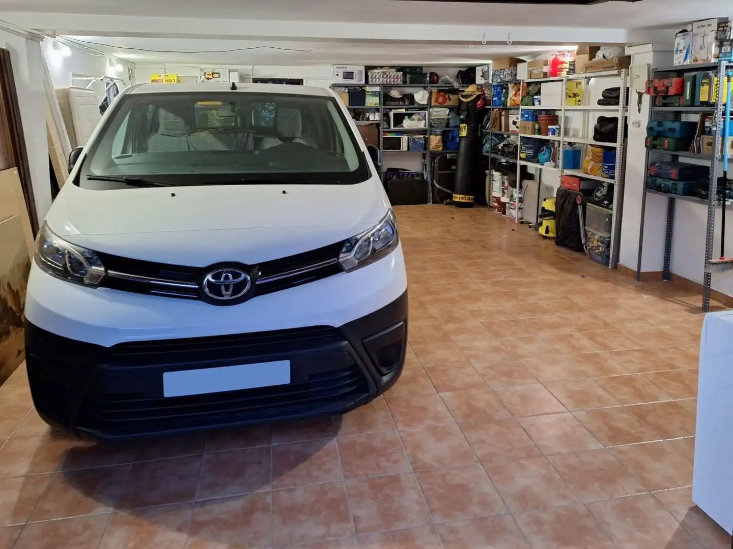Parking de Casa o chalet en venta en Sant Vicenç Dels Horts con Aire acondicionado, Terraza y Piscina
