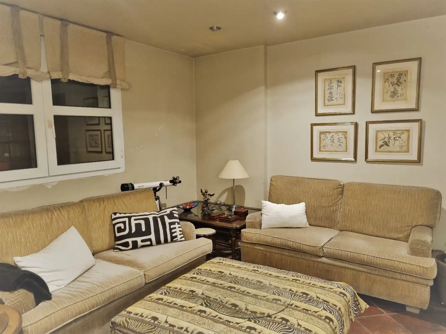 Living room of Flat for share in Urbanización La Moraleja