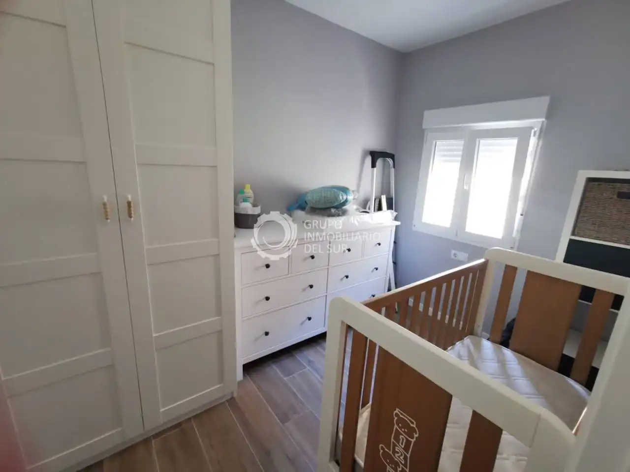 Habitación de Piso en venta en Cádiz con Terraza y Alarma