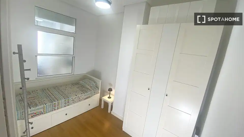 Flat with terrace to rent in Extramurs, imagen 13