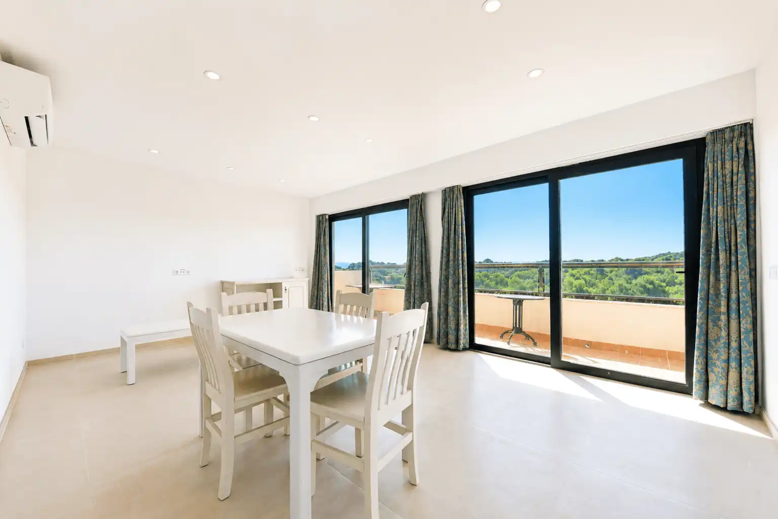 Dining room of Apartments for rent in Manacor  with Air Conditioner and Balcony
