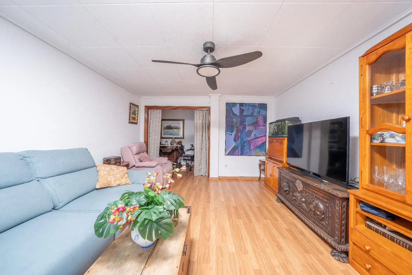Living room of Flat for sale in Elche / Elx  with Heating, Furnished and Balcony