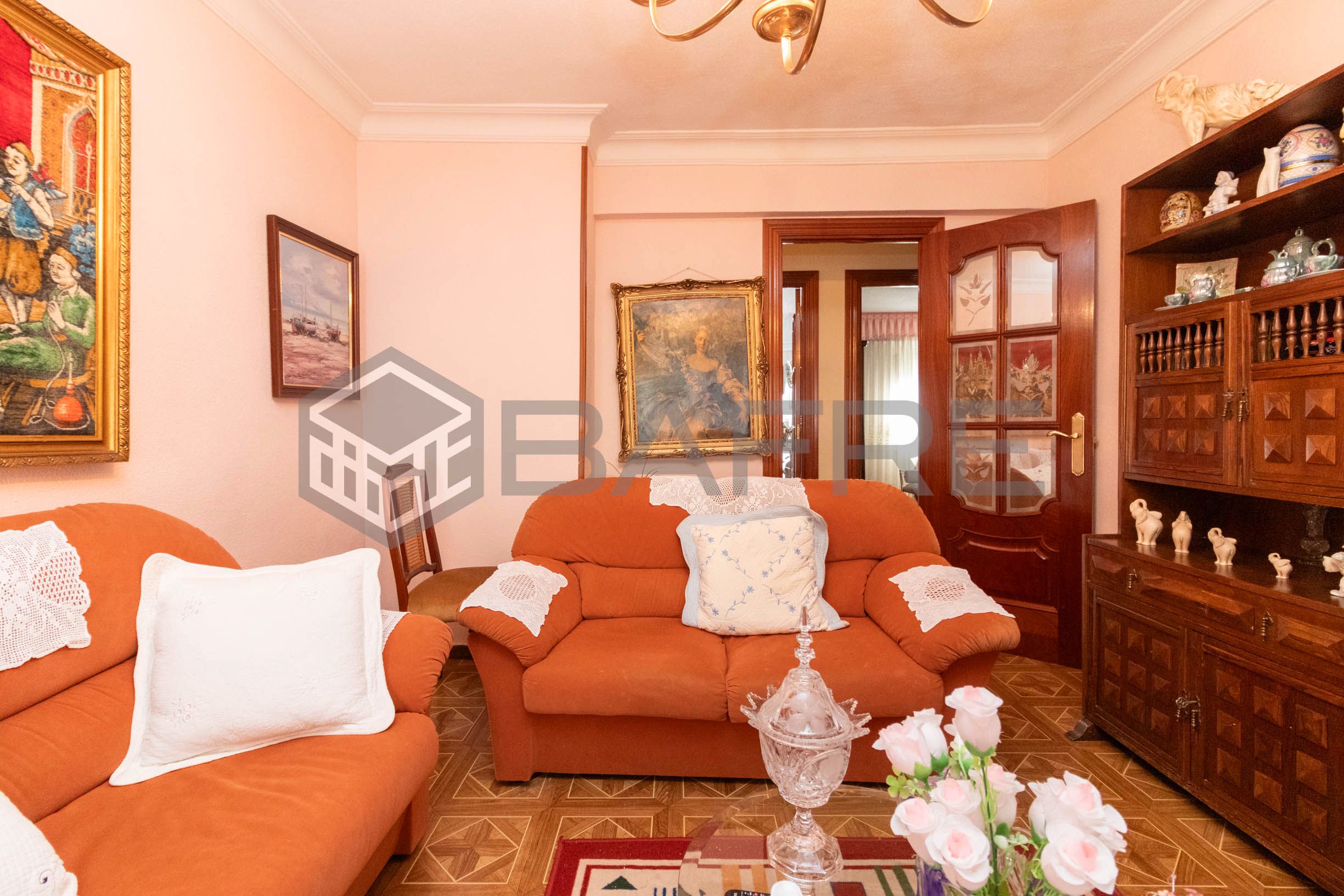 Living room of Flat for sale in  Madrid Capital  with Terrace