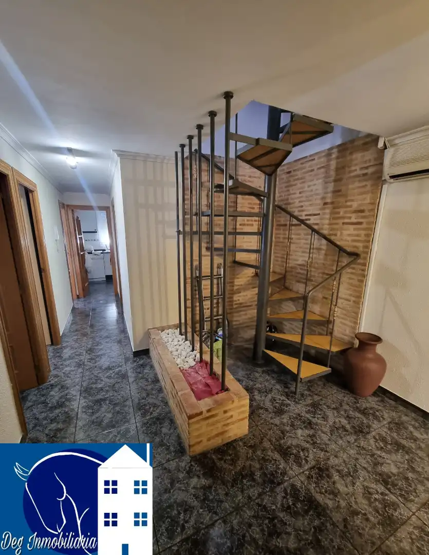 Dúplex en venta en Montserrat con Aire acondicionado, Calefacción y Terraza