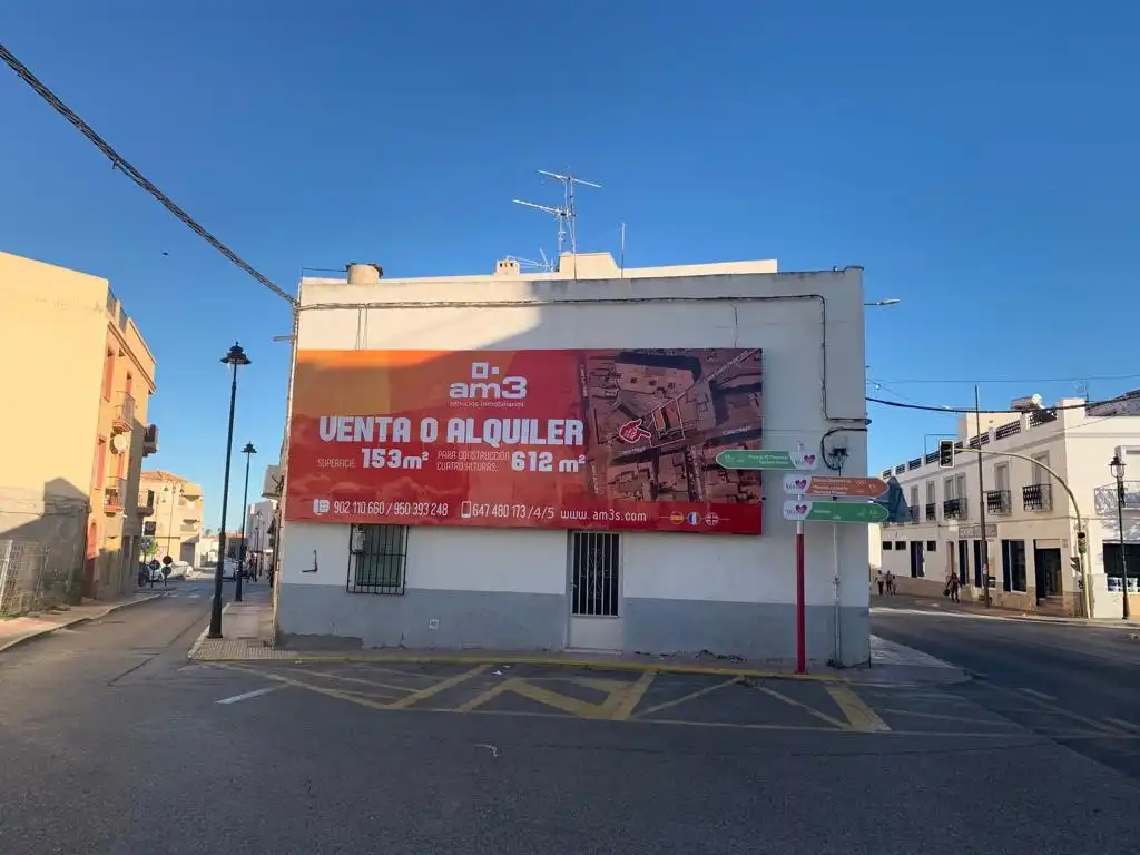 Local comercial en venda a Vera Ciudad