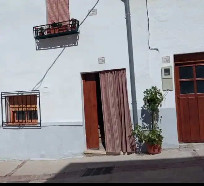 Vista exterior de Casa adosada de alquiler en Lanjarón con Amueblado