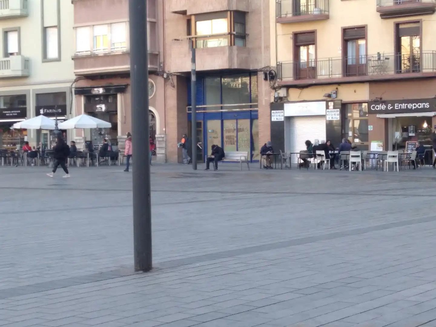 Vista exterior de Local de lloguer en Tarragona amb Aire condicionat