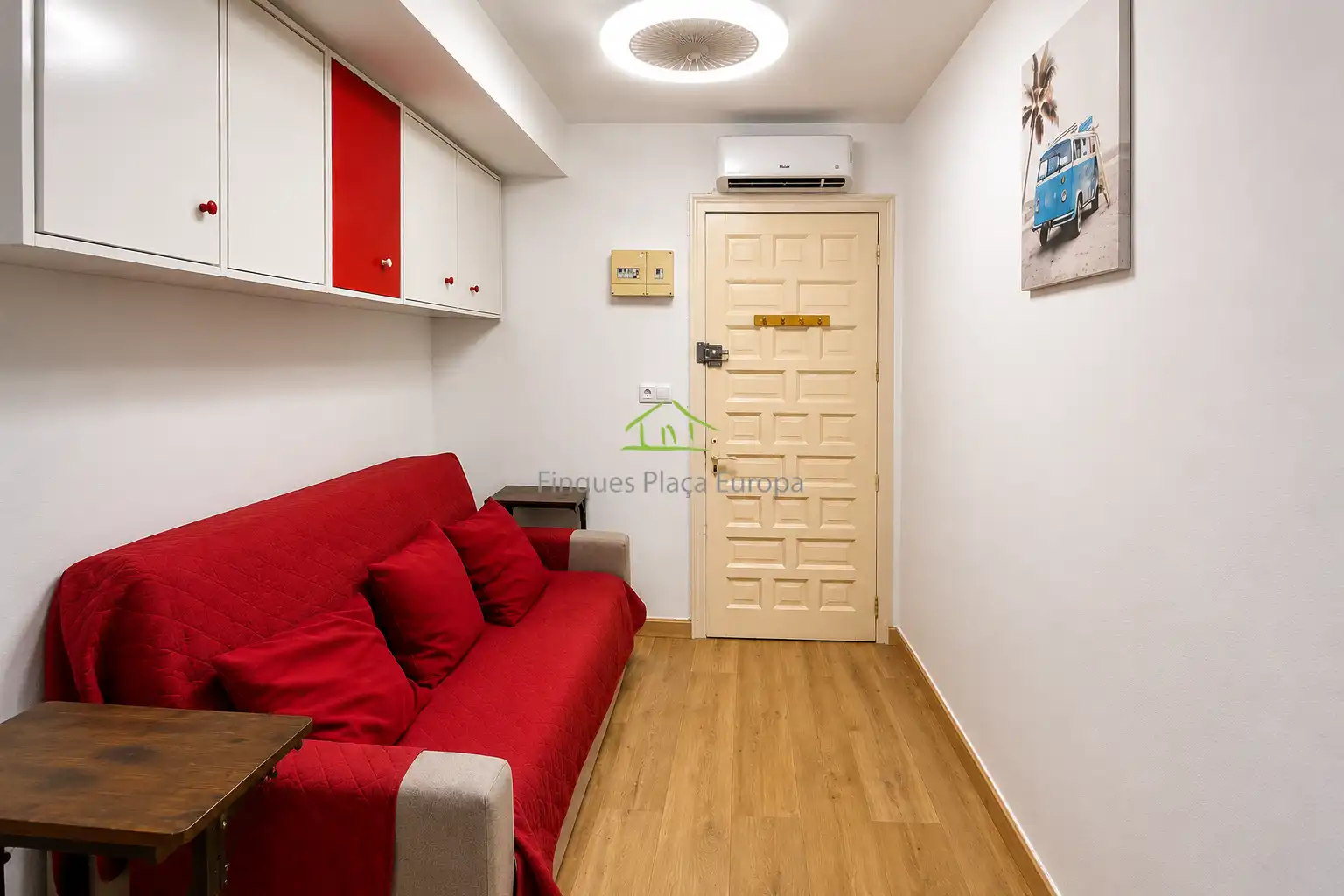 Sala d'estar de Estudi en venda en Castell d'Aro, Platja d'Aro i s'Agaró amb Aire condicionat, Parquet i Piscina comunitària