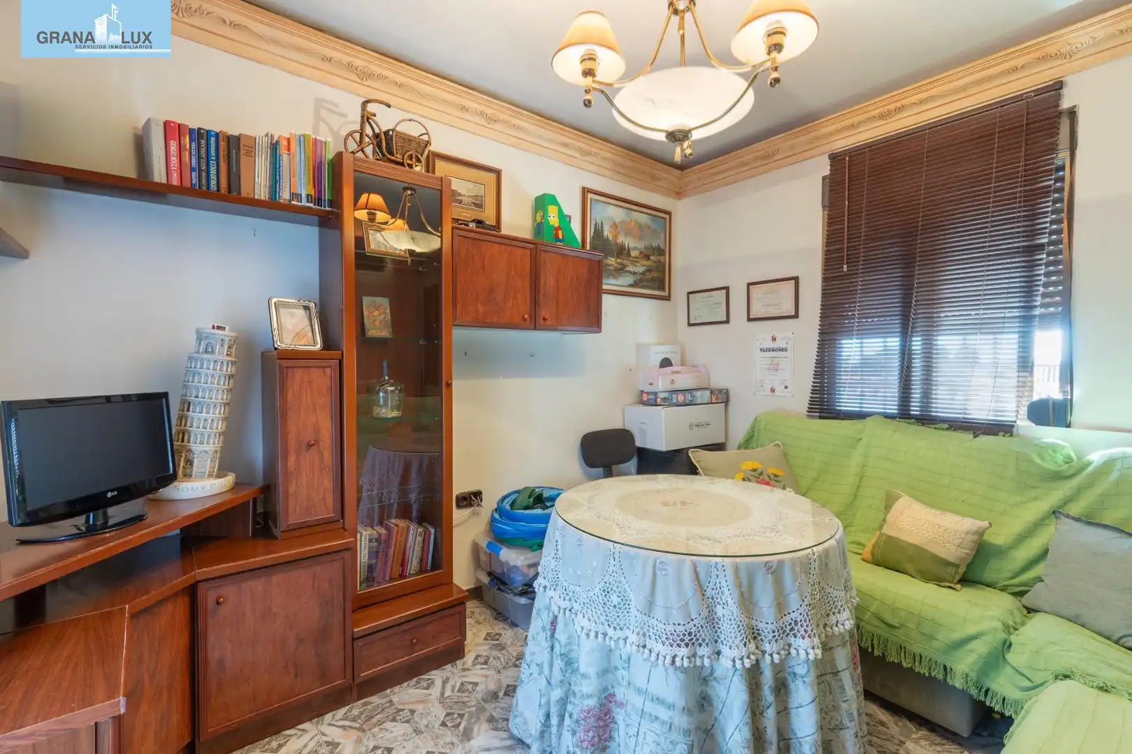 Sala de estar de Casa o chalet en venta en Chauchina con Aire acondicionado, Calefacción y Jardín privado