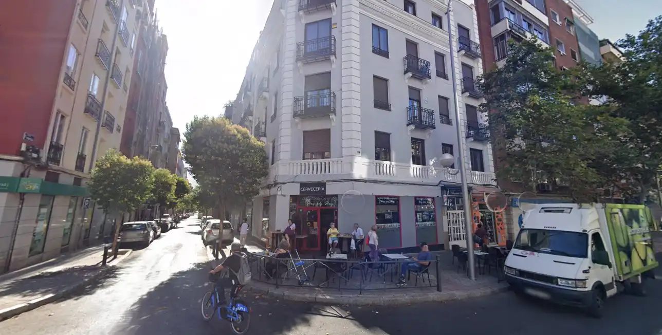 Vista exterior de Casa o xalet en venda en Madrid
