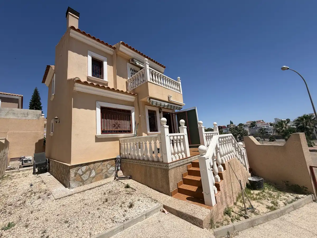 Haus zum Verkauf in Orihuela ciudad, imagen 2