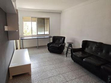 Piso con balcón en venta en Calle Córdoba 49