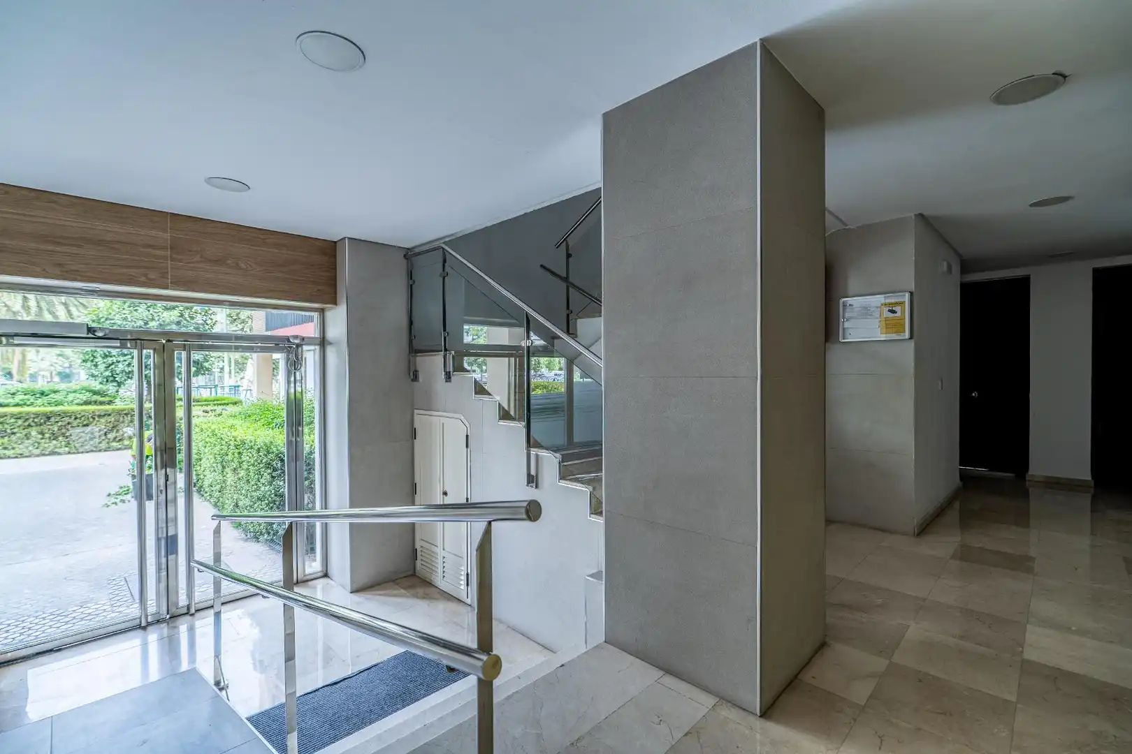 Flat for rent in Sevilla  with Air Conditioner, Heating and Furnished