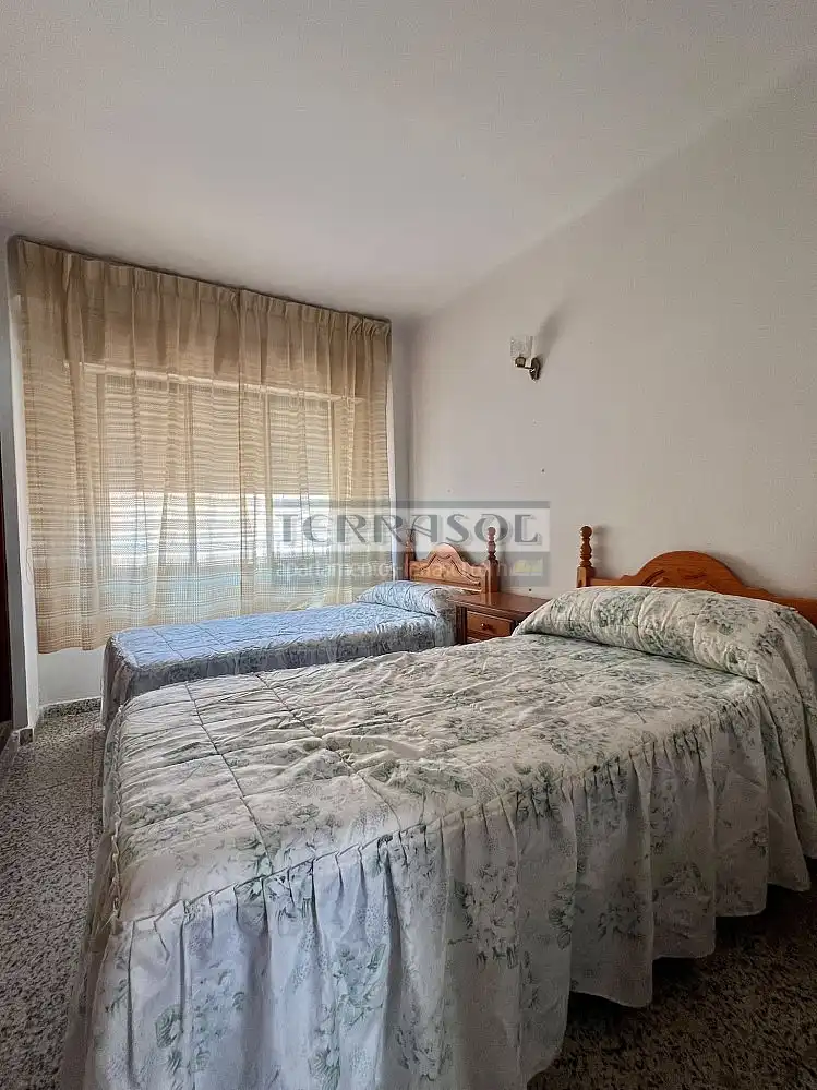 Dormitori de Apartament en venda en Vélez-Málaga amb Terrassa i Moblat