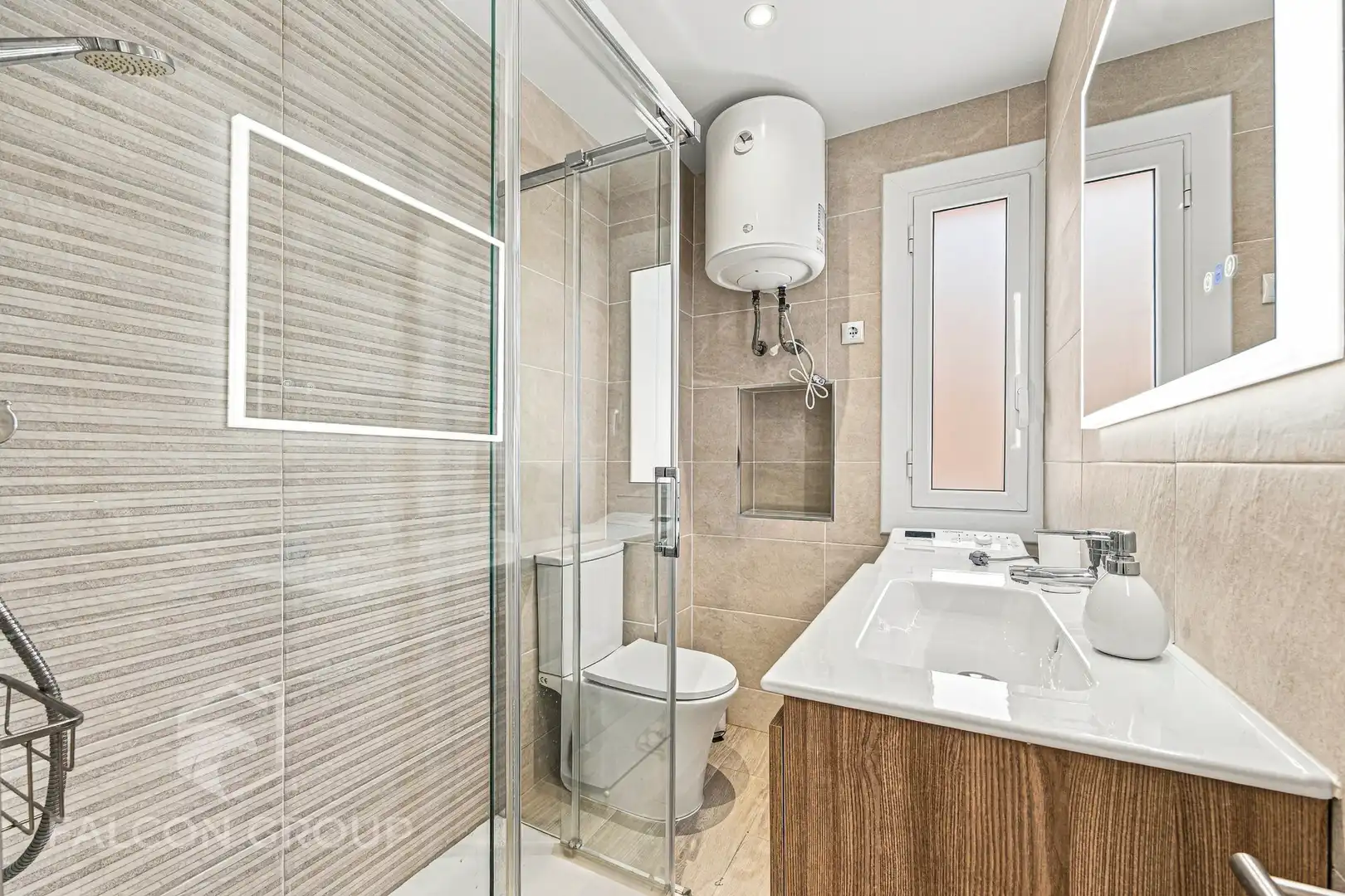 Apartament amb terrassa en venda a Carrer de Lluís Companys, imagen 10