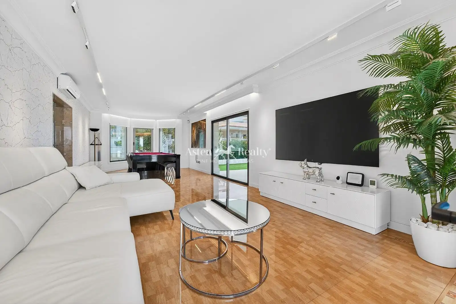 Casa con piscina en venta en Samarin, imagen 8