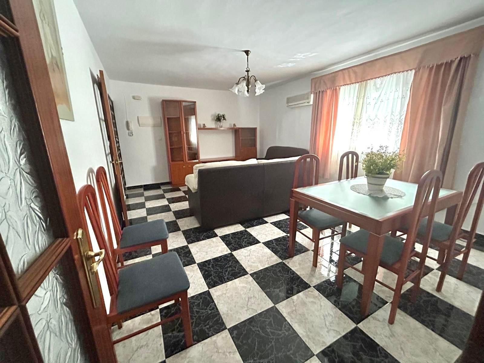 Menjador de Pis en venda en El Puerto de Santa María amb Moblat