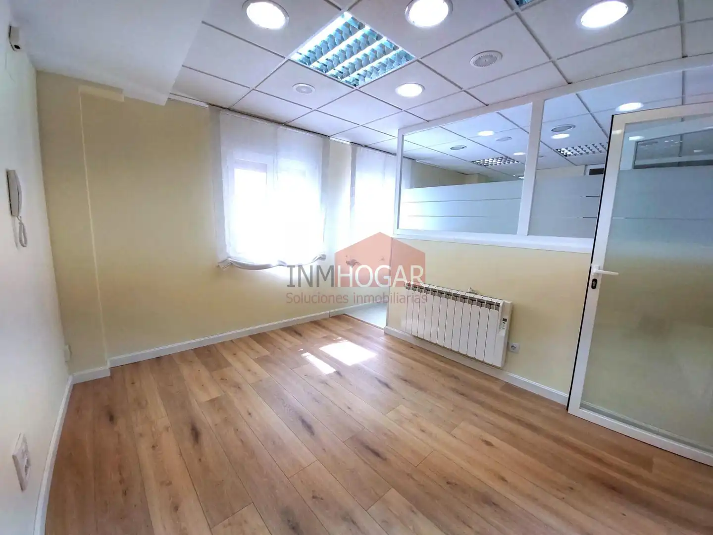 Locale commerciale in vendita a Sur, imagen 16